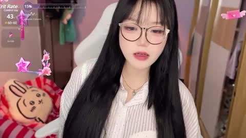 Snapshot of gorgeous_girl33 chatting on 12/11/24, 11:21 gorgeous girl33 online show from 12/11/24, 11:21