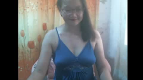 Snapshot of gorgeousmama chatting on 07/20/26, 12:14 gorgeousmama online show from 07/20/26, 12:14