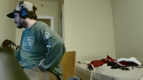 Snapshot of gotanthomai chatting on 12/11/24, 09:55 granton online show from 12/11/24, 09:55