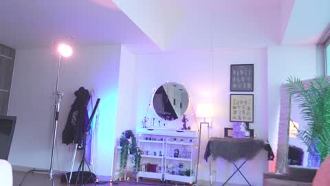 Snapshot of goth_dolll chatting on 12/20/25, 08:16 sophie Special celebration a the beach 300k followers 3011 and 0112 online show from 12/20/25, 08:16