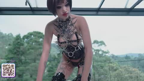 sophie  Special celebration a the beach 300k followers 3011 and 0112   online show from 04/30/26, 07:31