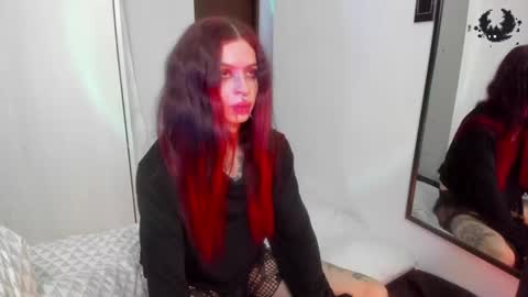 Snapshot of goth_ru chatting on 12/05/24, 08:55 Russ online show from 12/05/24, 08:55