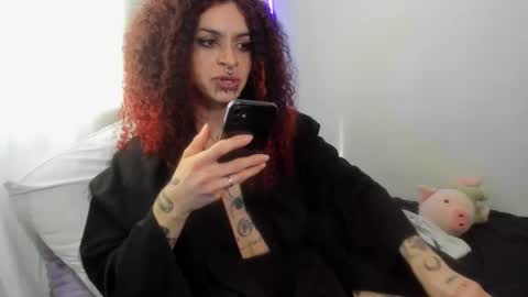 Snapshot of goth_ru chatting on 01/14/25, 08:59 Russ online show from 01/14/25, 08:59