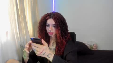 Snapshot of goth_ru chatting on 01/18/25, 03:38 Russ online show from 01/18/25, 03:38