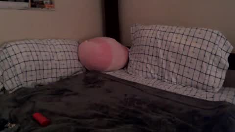 Snapshot of gothbaby305 chatting on 02/04/25, 04:05 gothbaby305 online show from 02/04/25, 04:05