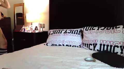 Snapshot of gothbaby305 chatting on 03/22/26, 08:56 gothbaby305 online show from 03/22/26, 08:56