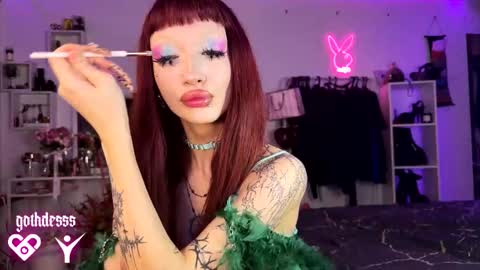 Snapshot of gothdesss chatting on 01/11/26, 10:48 online show from 01/11/26, 10:48