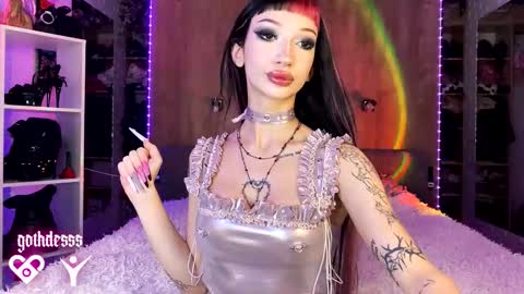 Snapshot of gothdesss chatting on 02/18/26, 06:42 online show from 02/18/26, 06:42