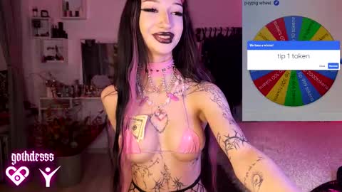 Snapshot of gothdesss chatting on 03/08/26, 02:04 online show from 03/08/26, 02:04