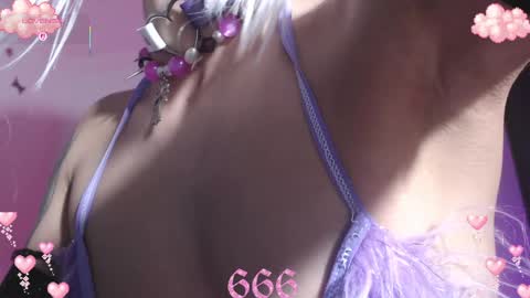 Snapshot of gothicute chatting on 04/02/26, 08:12 online show from 04/02/26, 08:12