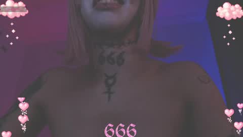 Snapshot of gothicute chatting on 04/14/26, 07:25 online show from 04/14/26, 07:25