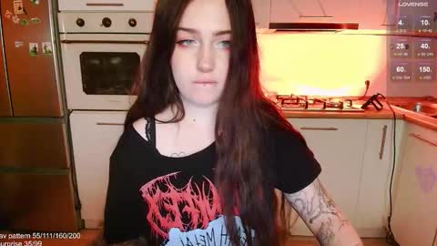Snapshot of gothkittys chatting on 10/19/25, 12:28 traumfrau Kira angel face devil eyes I SELL A LOT VIDEO IN GALLERY online show from 10/19/25, 12:28