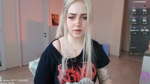 traumfrau Kira angel face devil eyes I SELL A LOT VIDEO IN GALLERY online show from 04/02/26, 12:25