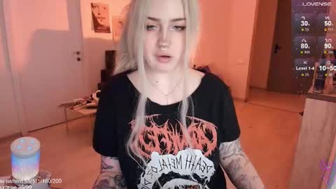 traumfrau Kira angel face devil eyes I SELL A LOT VIDEO IN GALLERY online show from 04/12/26, 05:18