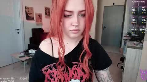 traumfrau Kira angel face devil eyes I SELL A LOT VIDEO IN GALLERY online show from 04/16/26, 09:10