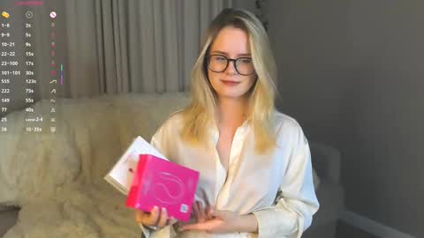 Mamma Mia online show from 11/24/25, 03:12