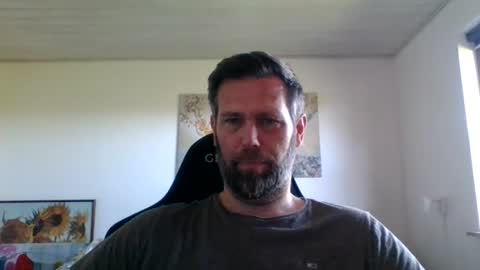 Snapshot of gottalop chatting on 06/25/26, 01:26 gottalop online show from 06/25/26, 01:26