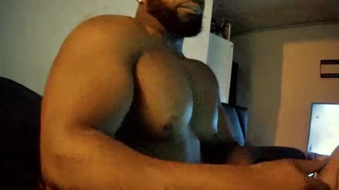 Snapshot of gotthehornz chatting on 11/07/25, 04:12 gotthehornz online show from 11/07/25, 04:12