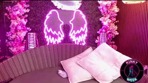 Meredith Alessandra online show from 01/17/25, 08:13