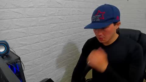 Zack online show from 12/19/25, 09:11