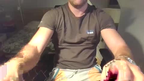 goura2000 online show from 10/29/25, 10:11