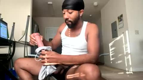 GQfootlong online show from 07/11/26, 11:39