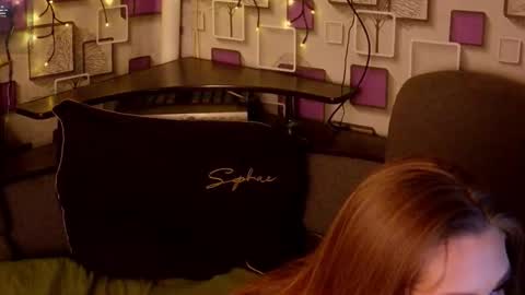 Snapshot of grace054 chatting on 11/05/25, 10:21 Grace online show from 11/05/25, 10:21