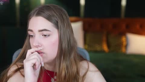 Snapshot of grace054 chatting on 02/26/26, 11:26 Grace online show from 02/26/26, 11:26