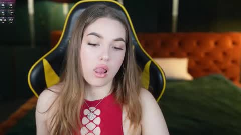 Snapshot of grace054 chatting on 02/27/26, 11:27 Grace online show from 02/27/26, 11:27