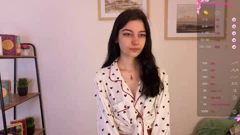 grace_bisho online show from 04/17/26, 08:06
