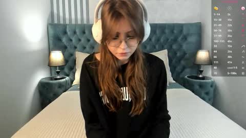 Grace online show from 11/29/25, 08:01