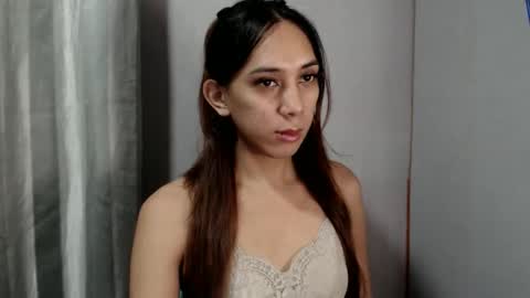 HoneyGrace online show from 04/26/26, 12:14