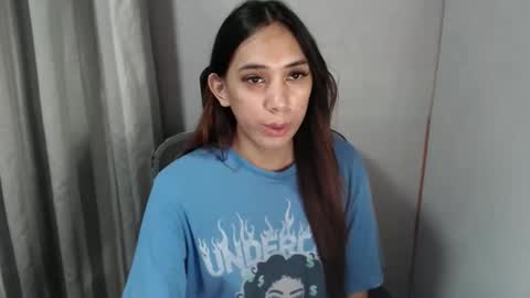 HoneyGrace online show from 06/10/26, 08:24