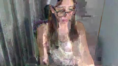HoneyGrace online show from 06/18/26, 10:19