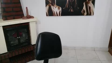 grace_mature_milf online show from 03/28/26, 11:54