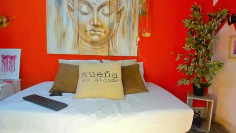 grace online show from 01/27/25, 01:48