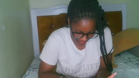 Snapshot of graceessy chatting on 01/24/25, 06:56 graceessy online show from 01/24/25, 06:56