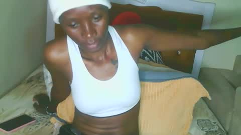 Snapshot of graceessy chatting on 10/12/25, 07:40 graceessy online show from 10/12/25, 07:40