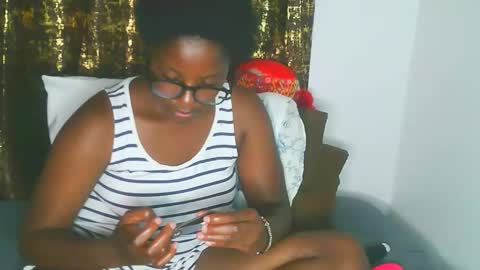 Snapshot of graceessy chatting on 10/18/25, 08:48 graceessy online show from 10/18/25, 08:48