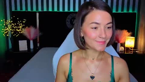 gracefulmichelle online show from 06/15/26, 07:16