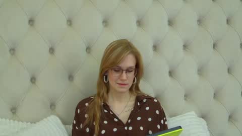 Snapshot of gracehudsons chatting on 04/14/26, 04:51 Grace online show from 04/14/26, 04:51
