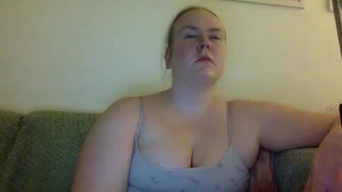 Snapshot of graceloves69 chatting on 07/22/26, 09:06 Grace Loves online show from 07/22/26, 09:06