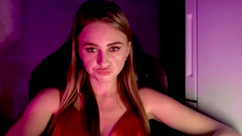 Snapshot of gracetorrezz chatting on 02/11/25, 02:57 gracetorrezz online show from 02/11/25, 02:57