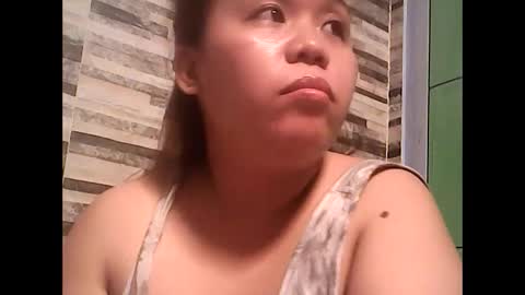 Snapshot of graciabuttercup chatting on 12/12/24, 11:40 gracia online show from 12/12/24, 11:40