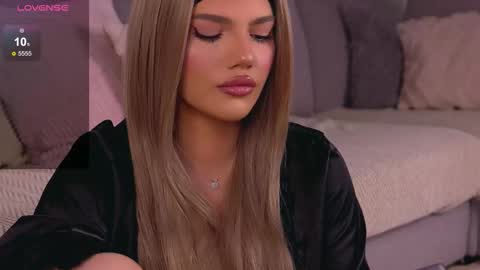 Snapshot of gracianelee chatting on 02/07/26, 03:27 Grace online show from 02/07/26, 03:27