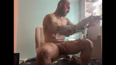 Snapshot of grambag1995 chatting on 02/19/26, 07:15 grambag1995 online show from 02/19/26, 07:15