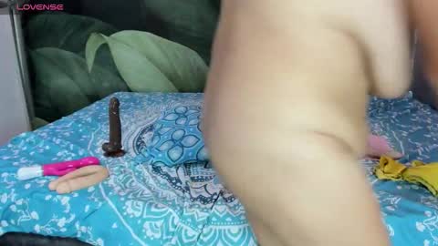 Mi Name is violeta  online show from 10/10/25, 08:41