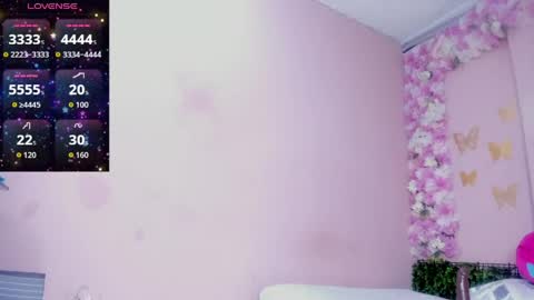 Mi Name is violeta  online show from 05/13/26, 01:08
