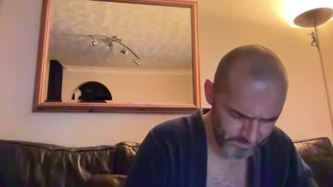 Snapshot of grandmufftwerking chatting on 11/16/25, 11:21 grandmufftwerking online show from 11/16/25, 11:21