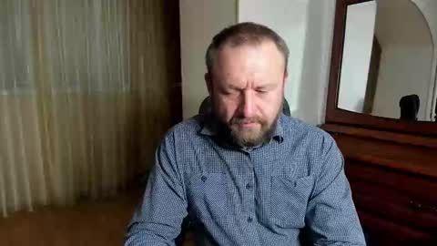 Snapshot of grandor_m chatting on 03/05/25, 12:22 Anthony online show from 03/05/25, 12:22